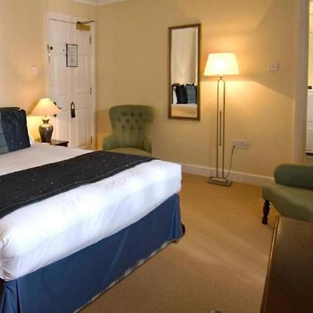Ghyll Manor Country Hotel Horsham Esterno foto
