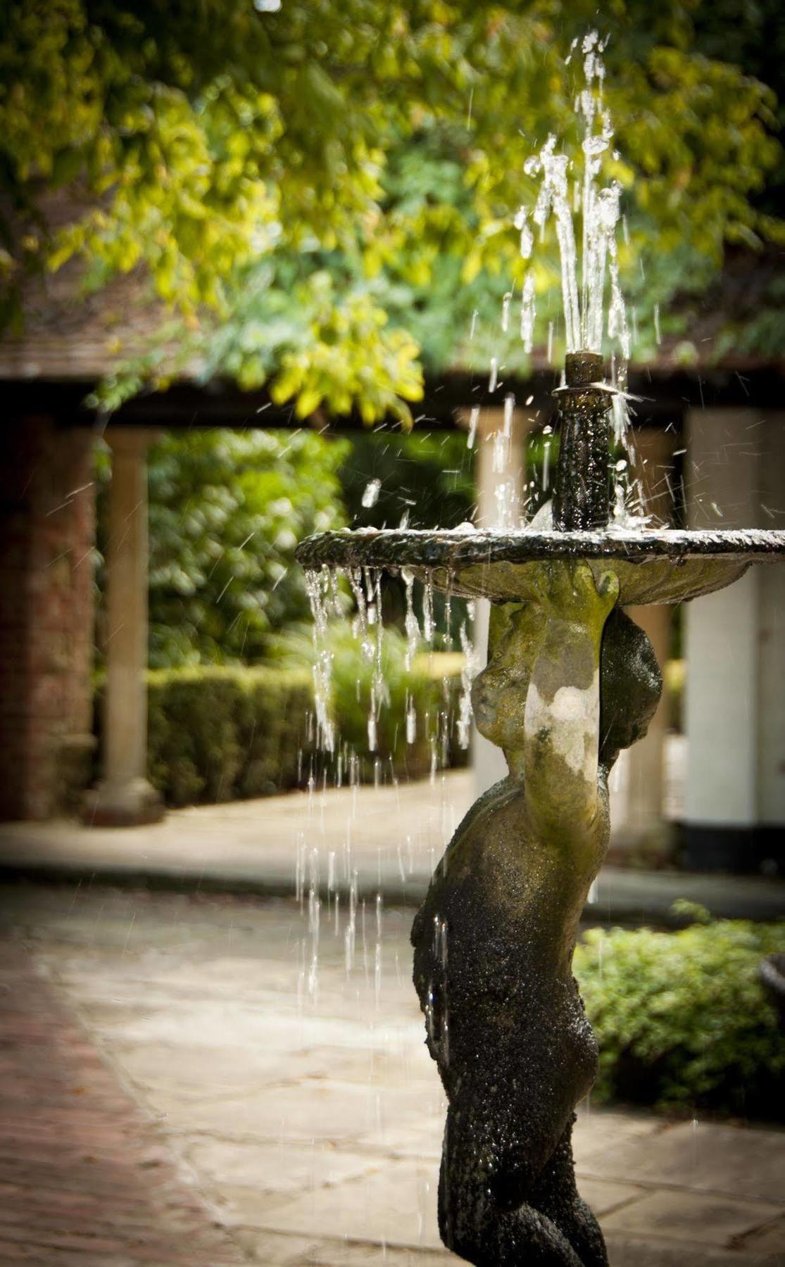 Ghyll Manor Country Hotel Horsham Esterno foto