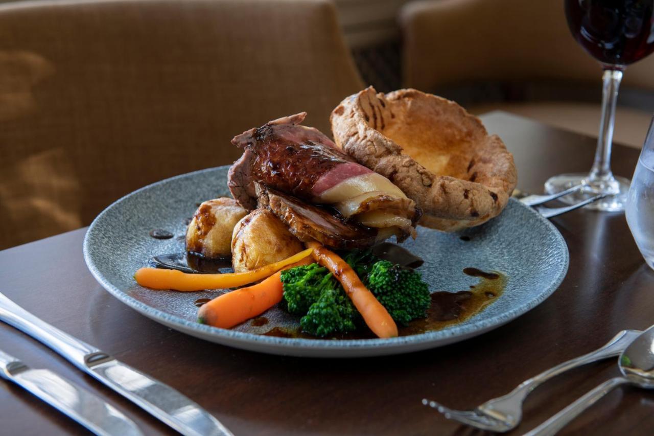Ghyll Manor Country Hotel Horsham Esterno foto