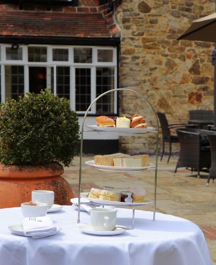 Ghyll Manor Country Hotel Horsham Esterno foto