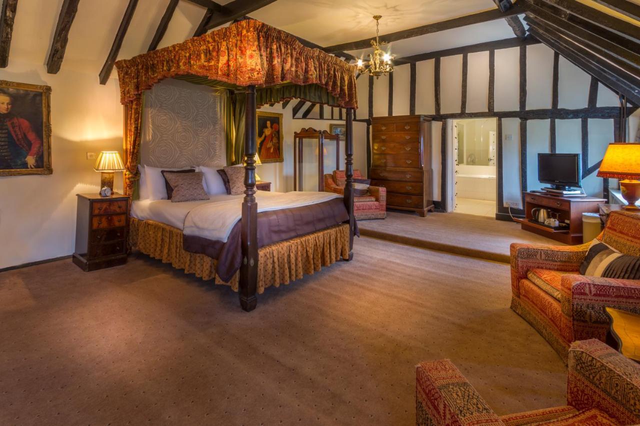 Ghyll Manor Country Hotel Horsham Esterno foto