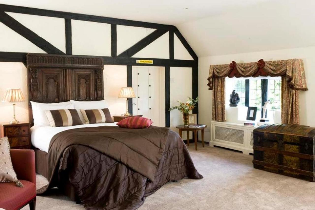 Ghyll Manor Country Hotel Horsham Esterno foto