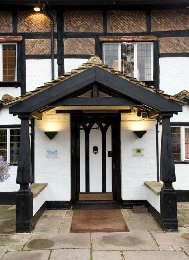 Ghyll Manor Country Hotel Horsham Esterno foto